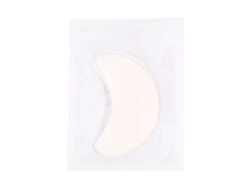 Las pegatinas protectoras para ojos cubren fácilmente las sombras de ojos.