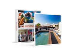 Caja Regalo SMARTBOX H10 Casanova 4*: 1 Noche Con Desayuno Buffet Y 1 Detalle Gastronómico para 2 Personas