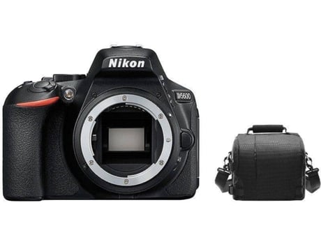 Kit Cámara Reflex y Bolsa NIKON D5600 (24.2 MP - Sensor: CMOS - ISO: 100 a 25600)