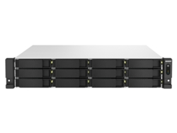 Servidor NAS QNAP (RAM: 32 GB)