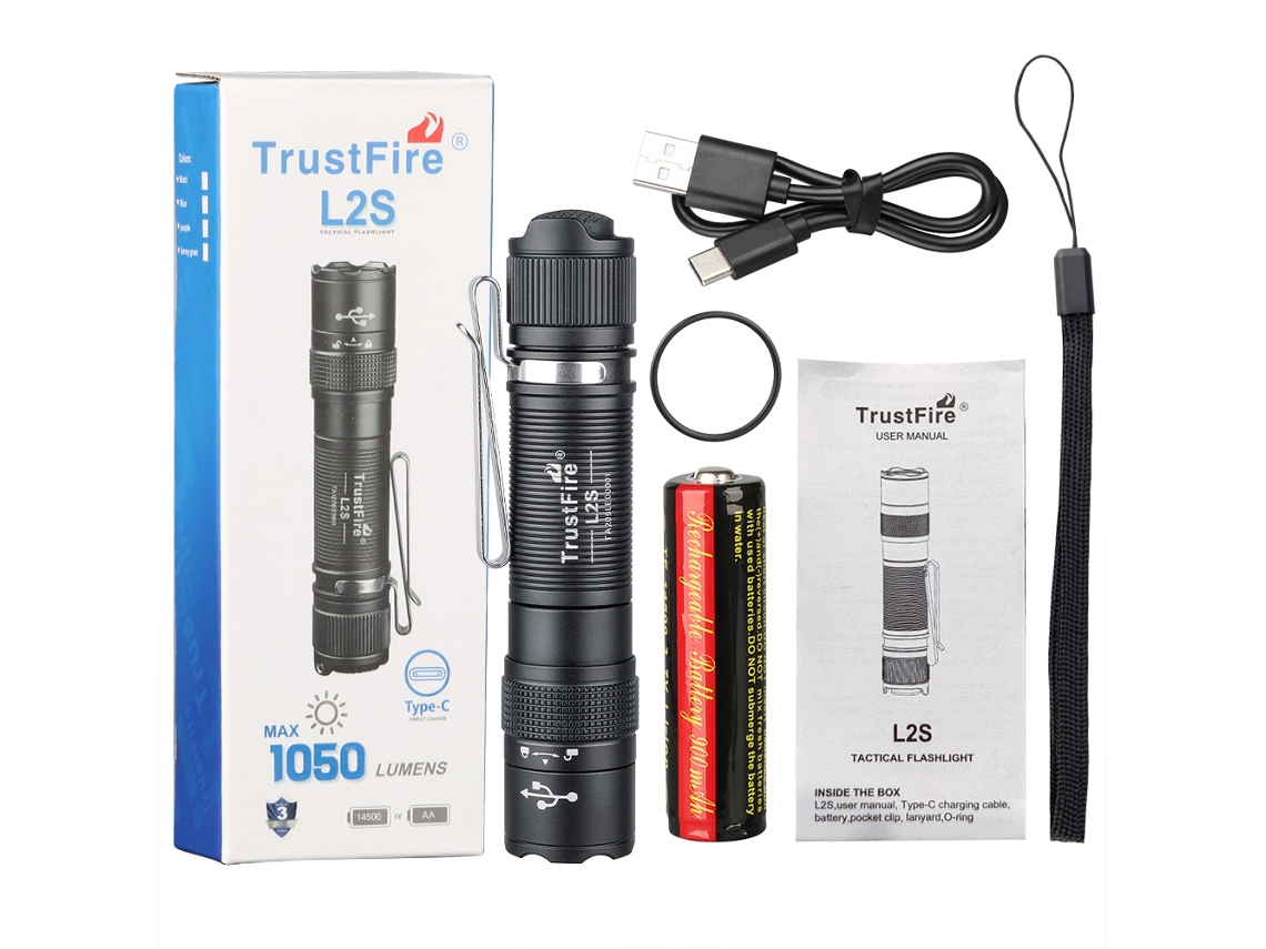Linterna Táctica Led (negra), Recargable, Alcance 175 Metros, Impermeable, Incluye Batería, Fabricada En Aleación De Aluminio.