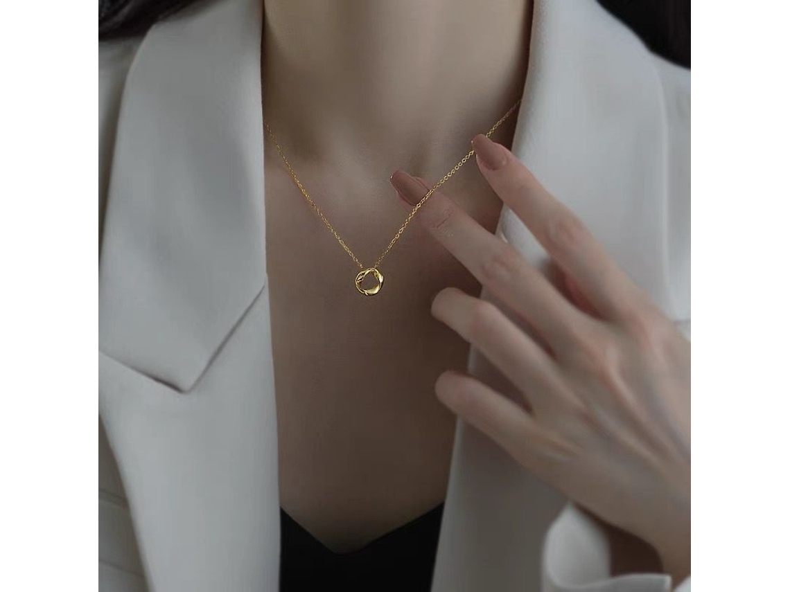Collar De Plata De Ley 925 (oro), Con Diseño De Cinta De Möbius Que Aporta Un Toque De Lujo Y Elegancia Discretos, 2024.