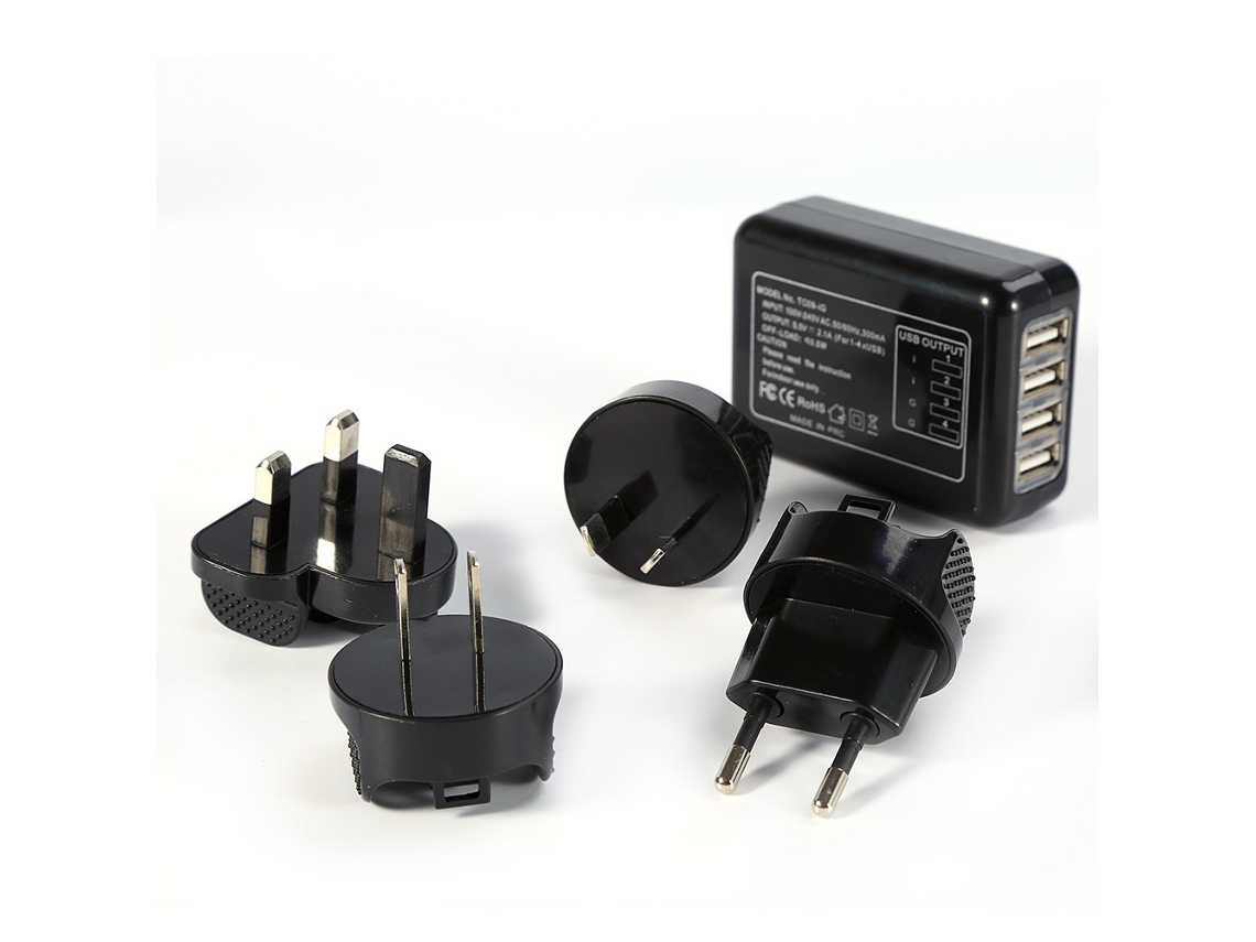 Cargador (global Con 4 Adaptadores)