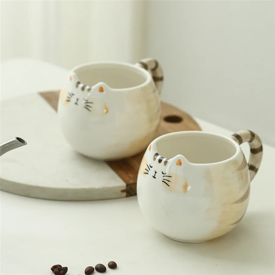 (301-400 Ml) Una Linda Taza De Cerámica Con Forma De Gato, 380 Ml