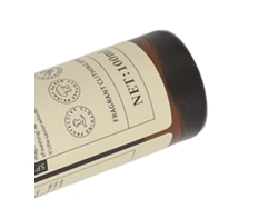 Spray perfumado para ropa, elimina olores y perfuma.