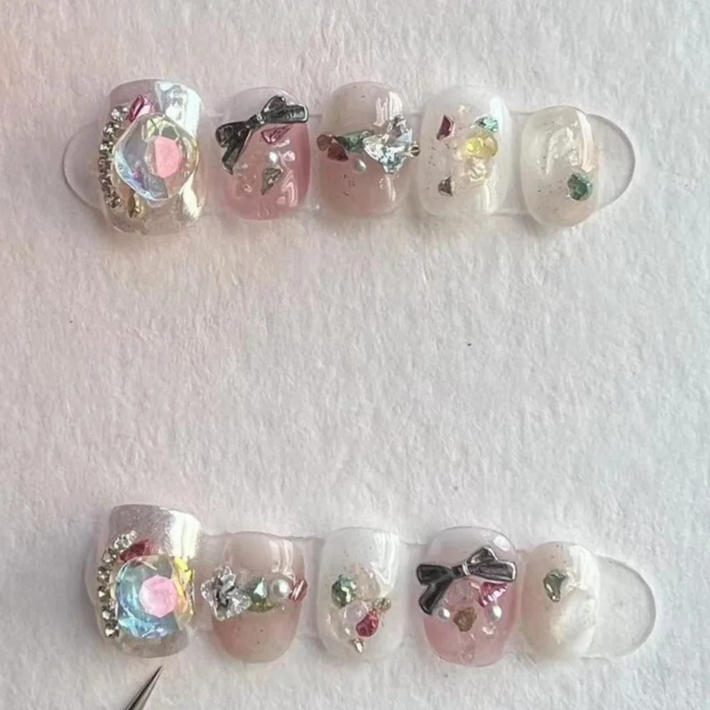 (138-l) 10 Pegatinas Para Uñas Hechas A Mano, Diseño Degradado De Ojo De Gato Color Nude