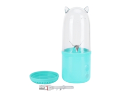 Licuadora portátil de 500 ml, eléctrica, recargable por USB, con 4 cuchillas y vaso mezclador.