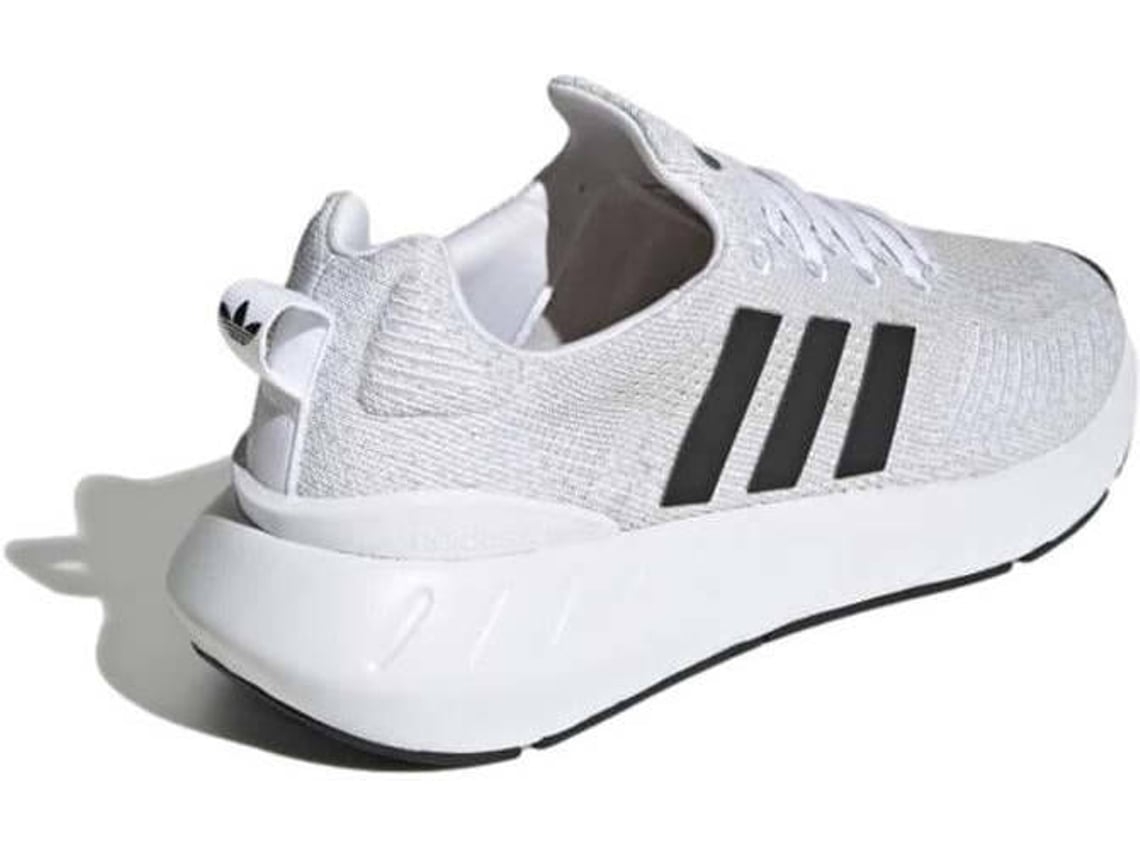 Adidas swift hotsell run blancos hombre