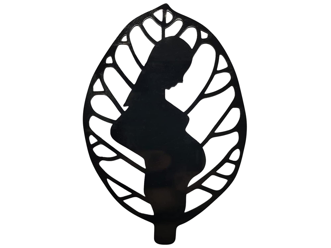 Adorno de silueta de metal negro para la decoración del hogar.