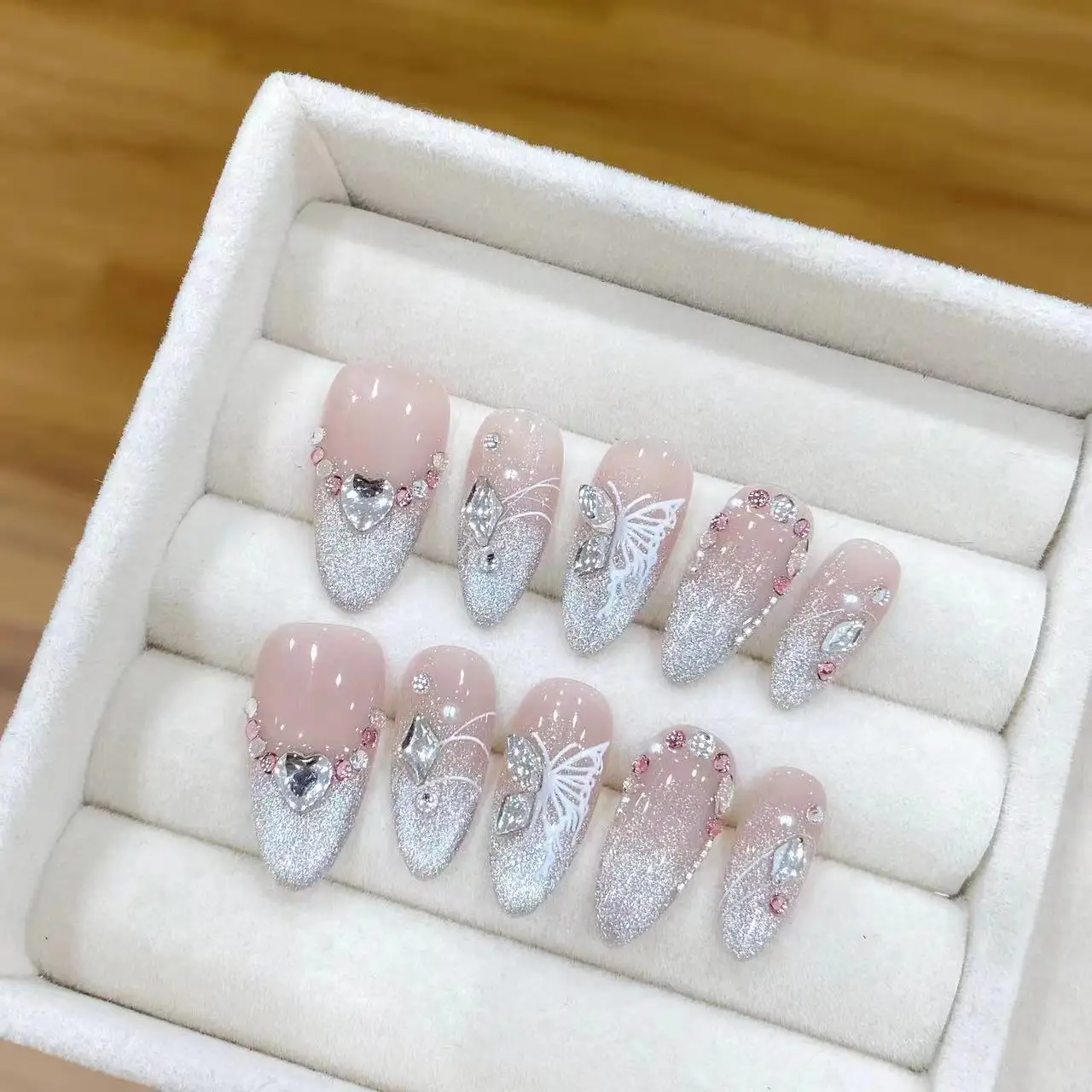 (1585-s) 10 Uñas Artificiales Hechas A Mano Con Forma De Almendra, Estilo De Presión