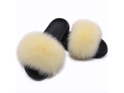 Pantuflas de piel de zorro 2026 para mujer, calzado abierto suave y cómodo para uso en interiores y exteriores.