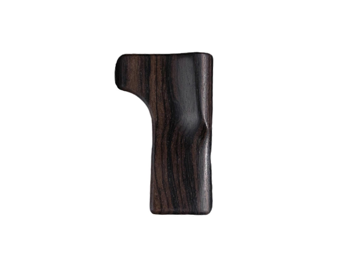 Empuñadura de madera maciza de primera calidad para Nikon Zf: diseño ergonómico y fabricación superior.