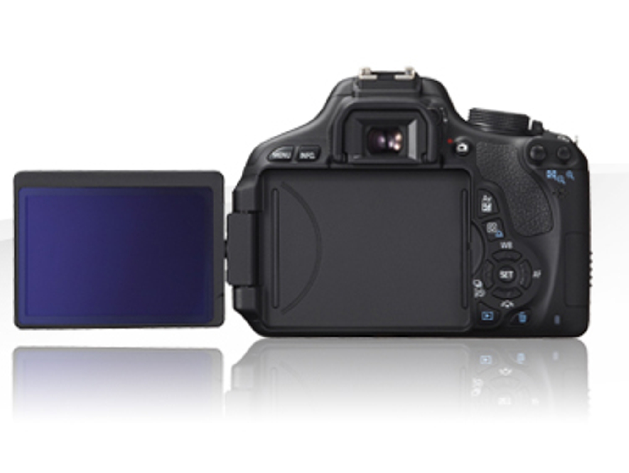 Kit Cámara Réflex CANON 600D + EF-S 18-55mm (Negro - 18 MP - ISO: 100 a 12800)