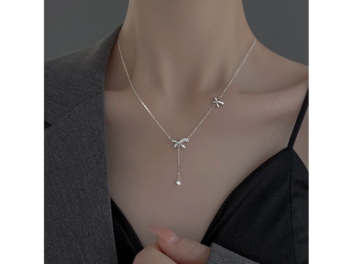 Collar con colgante de lazo y borla en plata de ley 925, diseño lujoso y discreto, gargantilla sofisticada. MDUG (oro blanco)