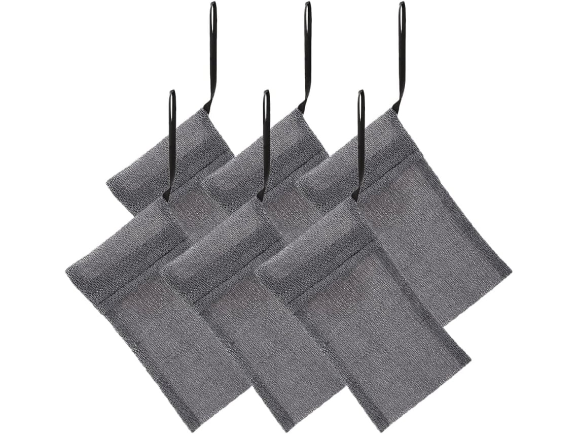 Kit Villcase com 6 sachês de Sabonete Líquido Espumante na cor Malha, confeccionado em nylon e poliéster, com cordão para fixação.