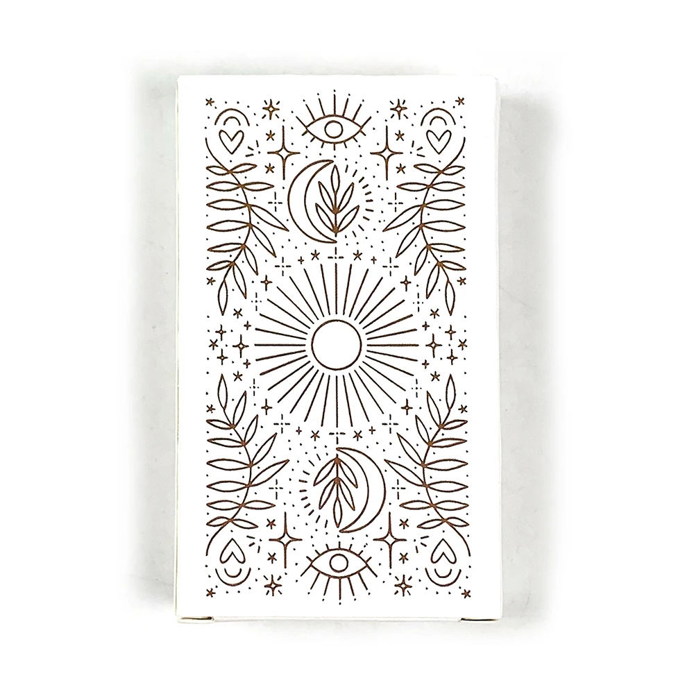 La Nueva Baraja De Oráculos, Con 53 Cartas, Es La Opción Perfecta Para La Adivinación Y Para Regalar.