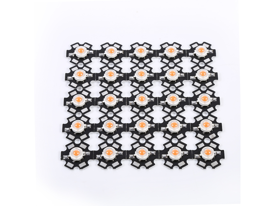 Paquete de 25 chips LED de espectro completo de 3 W para el crecimiento de plantas (380-840 nm)