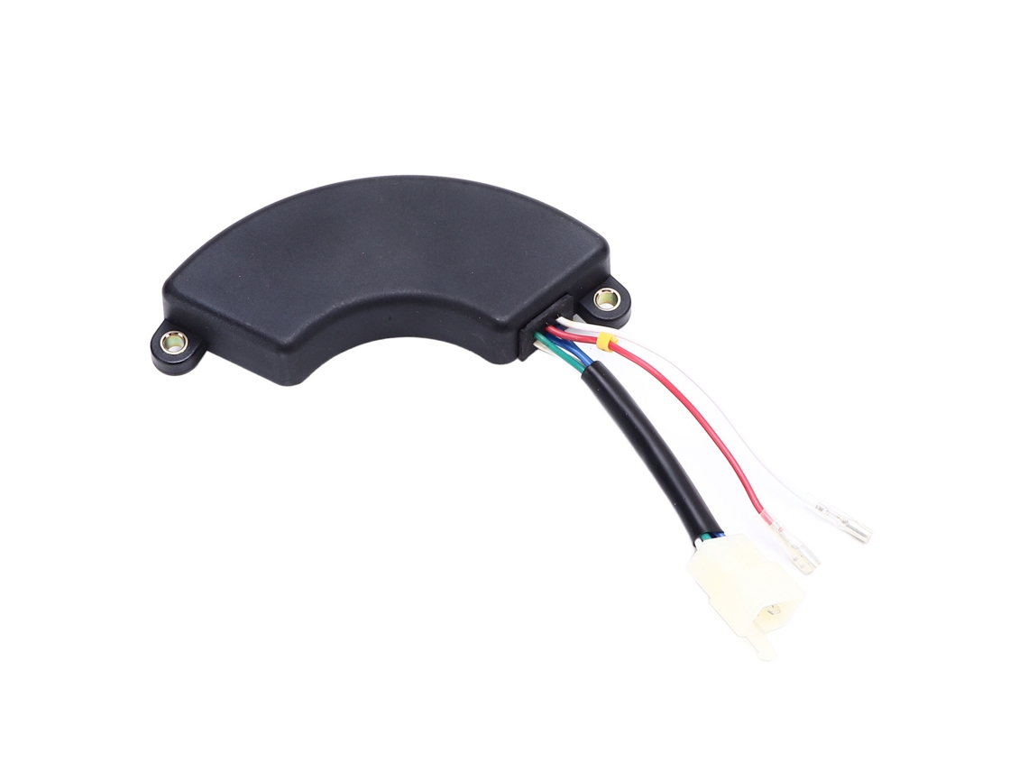 Regulador De Voltaje Avr Abs Para Generadores Monofásicos De 7-8 Kw Y 220 V Con Protección Contra Cortocircuitos.