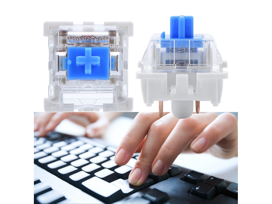 10 interruptores azules montados en una placa para teclado mecánico Newgiant RGB Series.