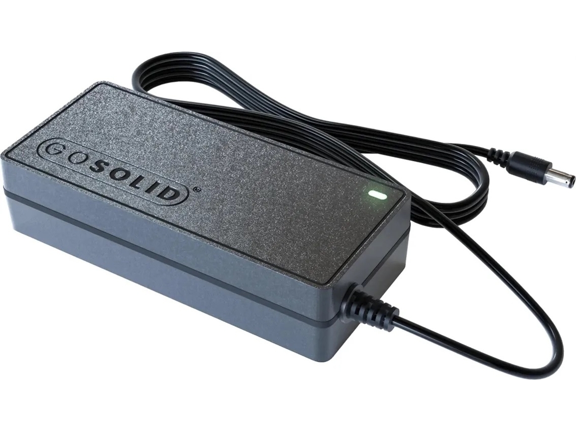 Cargador compatible con Pro Mounts Maserati y Scooter GO SOLID