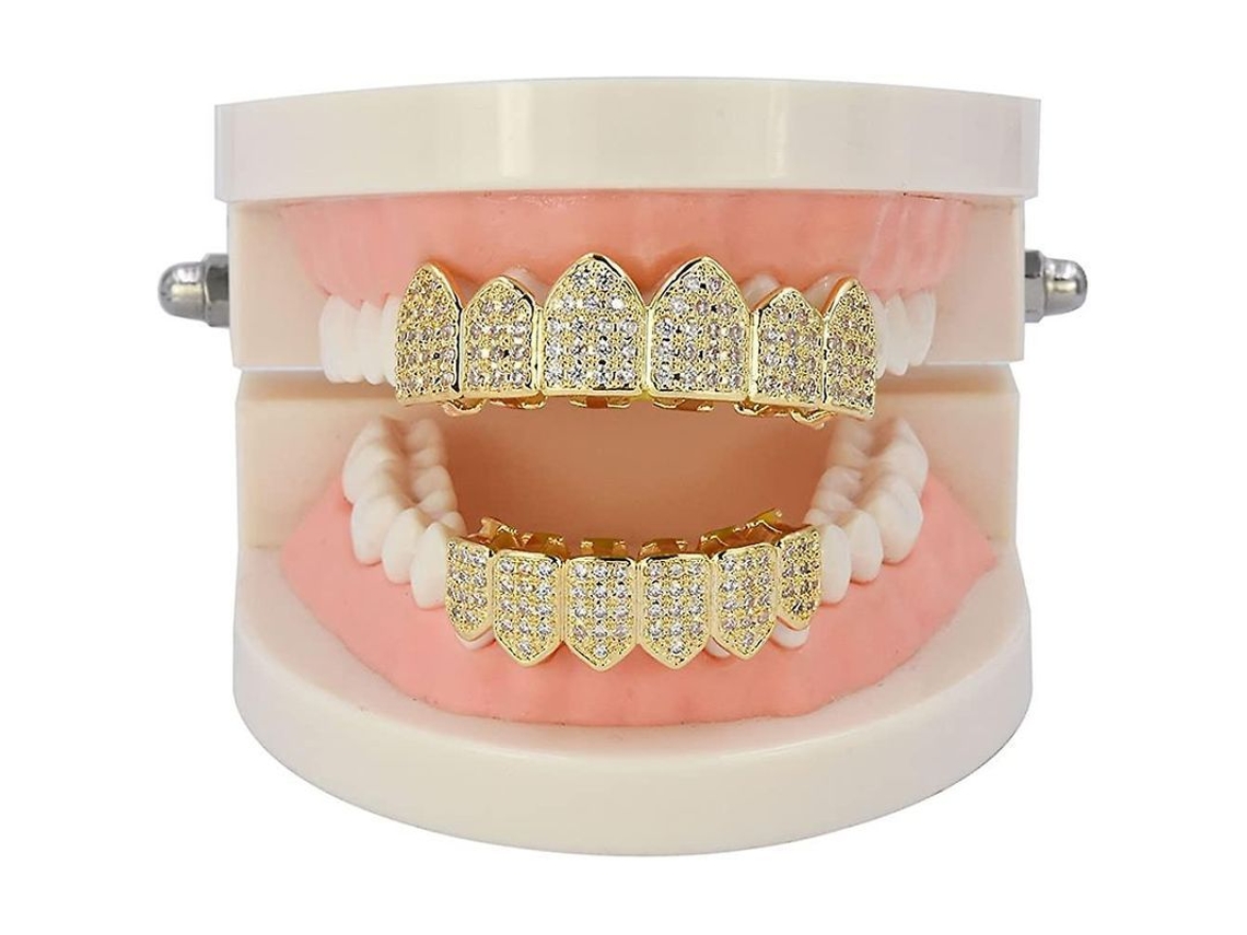 Parrilla Dental De Oro De 18k Con Cubitos De Circonita Pavé Macro. Incluye Barras De Modelado Ajustables Adicionales.