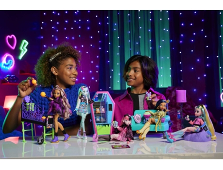 Habitación de muñecas MONSTER HIGH de