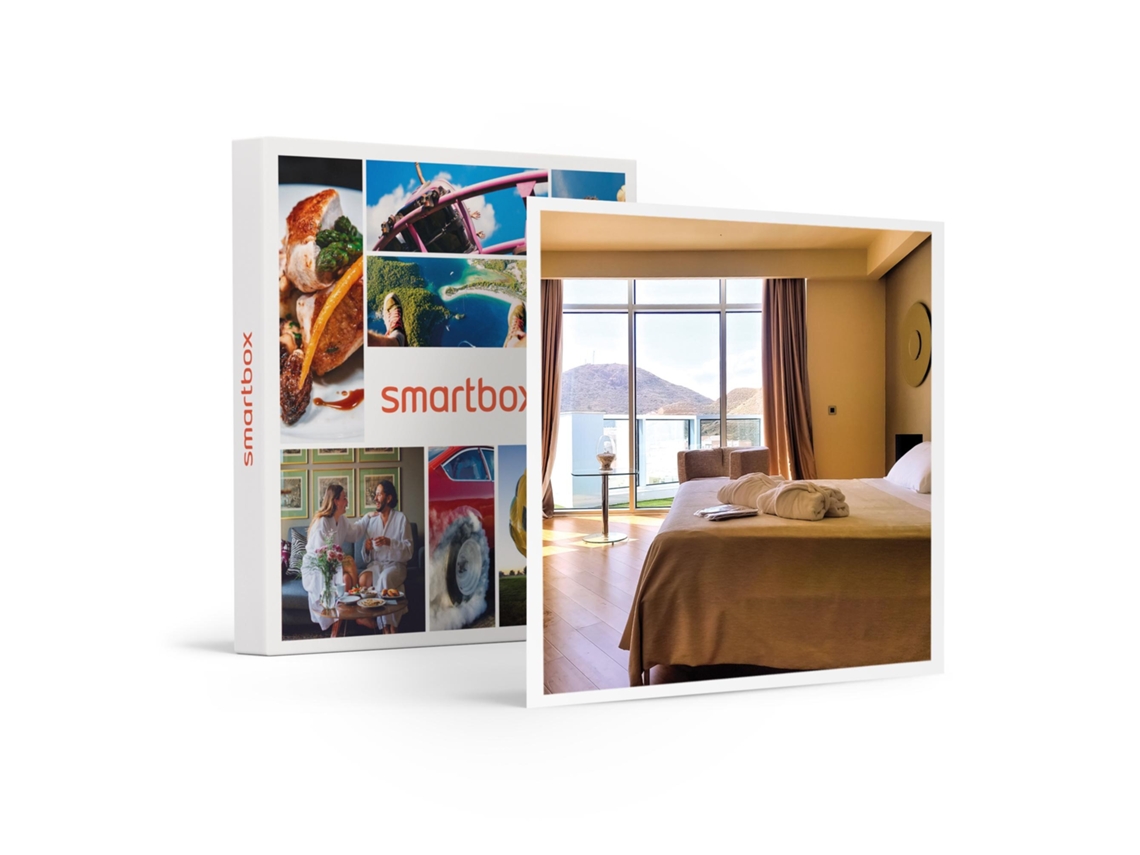 Caja Regalo SMARTBOX Escapada al sur: 1 noche con desayuno en el Hotel Carboneras 4*