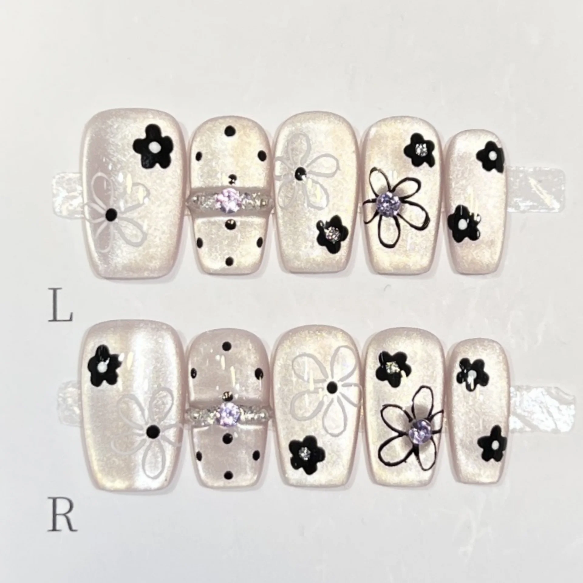 (1001-l) Set De 10 Uñas Postizas Hechas A Mano Estilo Ballet De Longitud Media, Tipo Prensado