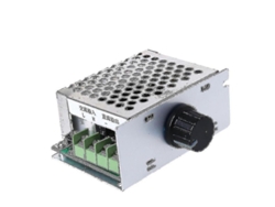 Controlador De Velocidad Para Motor De Escobillas De 220 V Cc Con Entrada De 220 V Ca Y Salida Pwm De 10-210 V Cc.