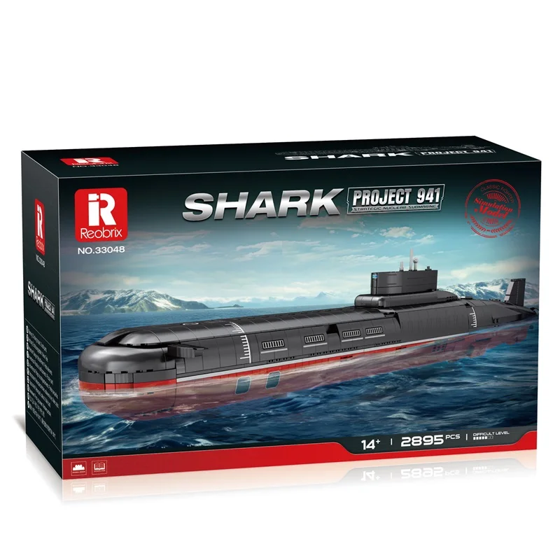 Juguete De Construcción De Un Modelo De Submarino De Misiles Militares Con Bloques De Construcción