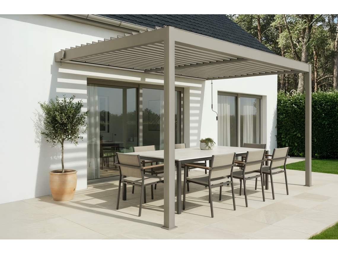 Pérgola bioclimática Piana de 4x3m, fabricada en aluminio color taupe.
