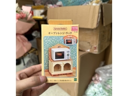 Muñeca de anime para guardería, escuela primaria feliz, castillo arcoíris, autobús escolar, casa del árbol, juguetes Mdug
