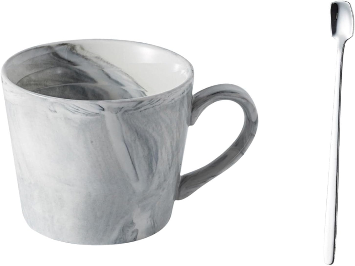 Taza de cerámica para café o té.