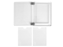 Herramienta de posicionamiento de plataforma de estampado DIY para tarjetas, hecha con plantillas transparentes.