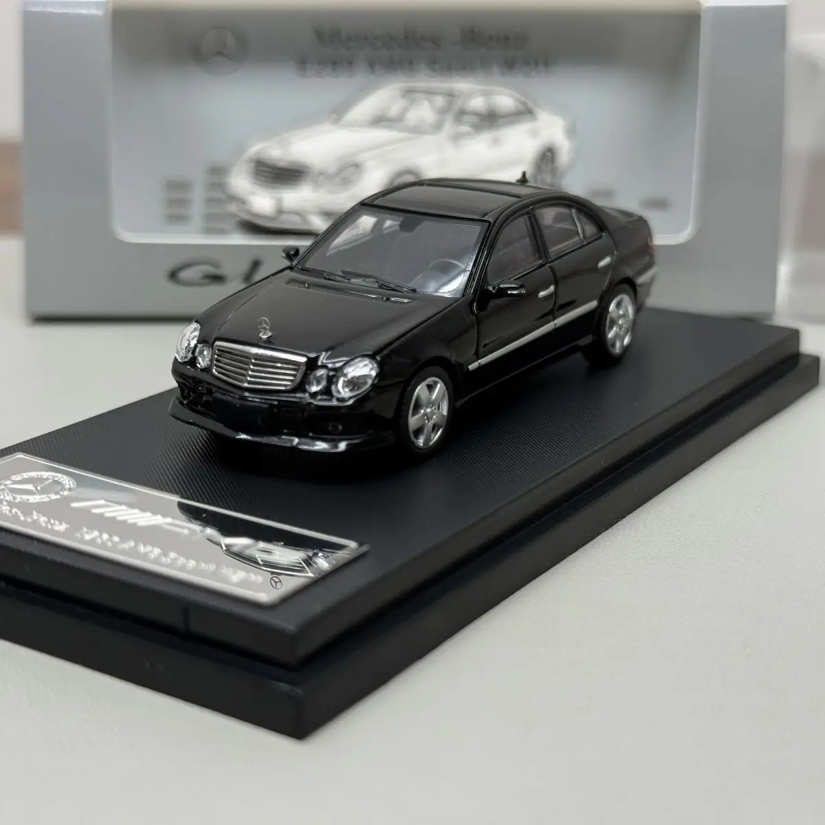(preto) Modelo De Carro Em Liga Metálica W211 E Modelo De Carro De Brinquedo